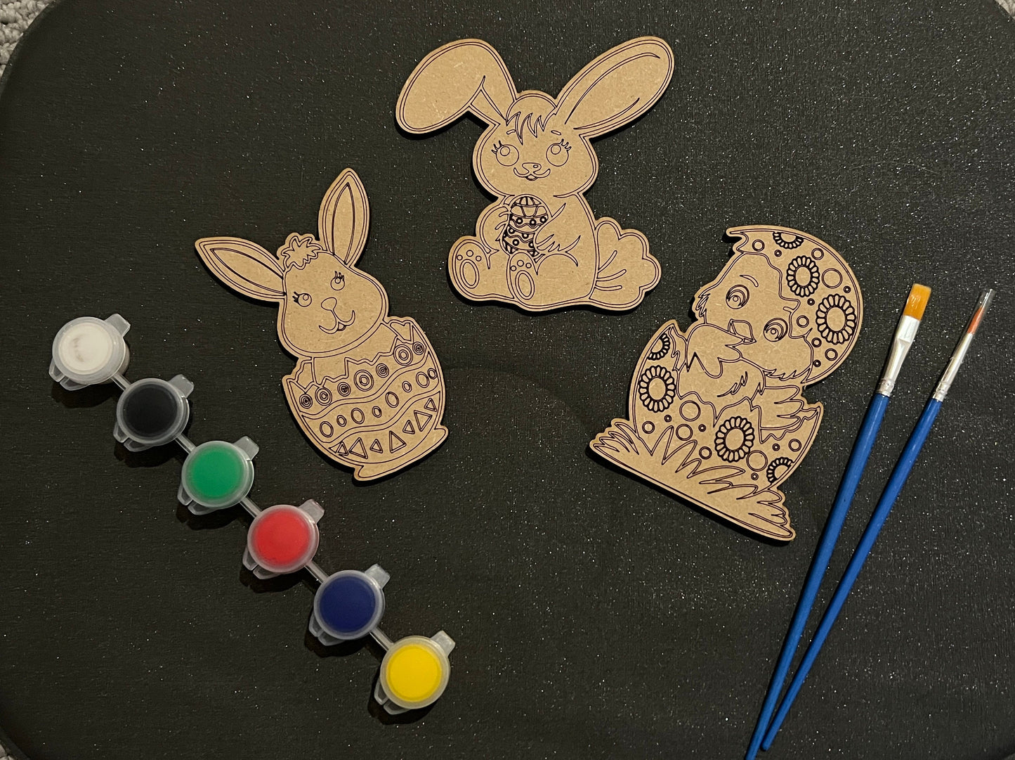 Paint your own Easter pack