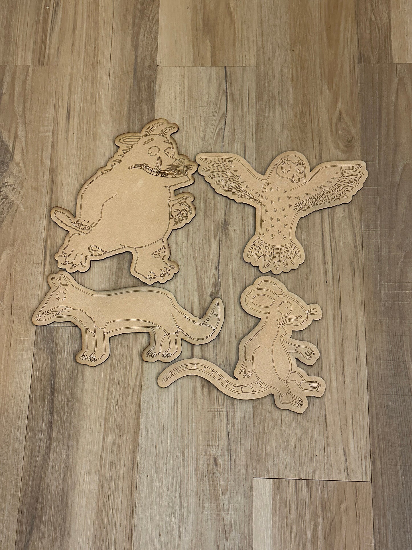 Gruffalo inspired wooden story props! - story sack - learning resource - teacher aid - wooden discs - tuff tray - books - children - eyfs